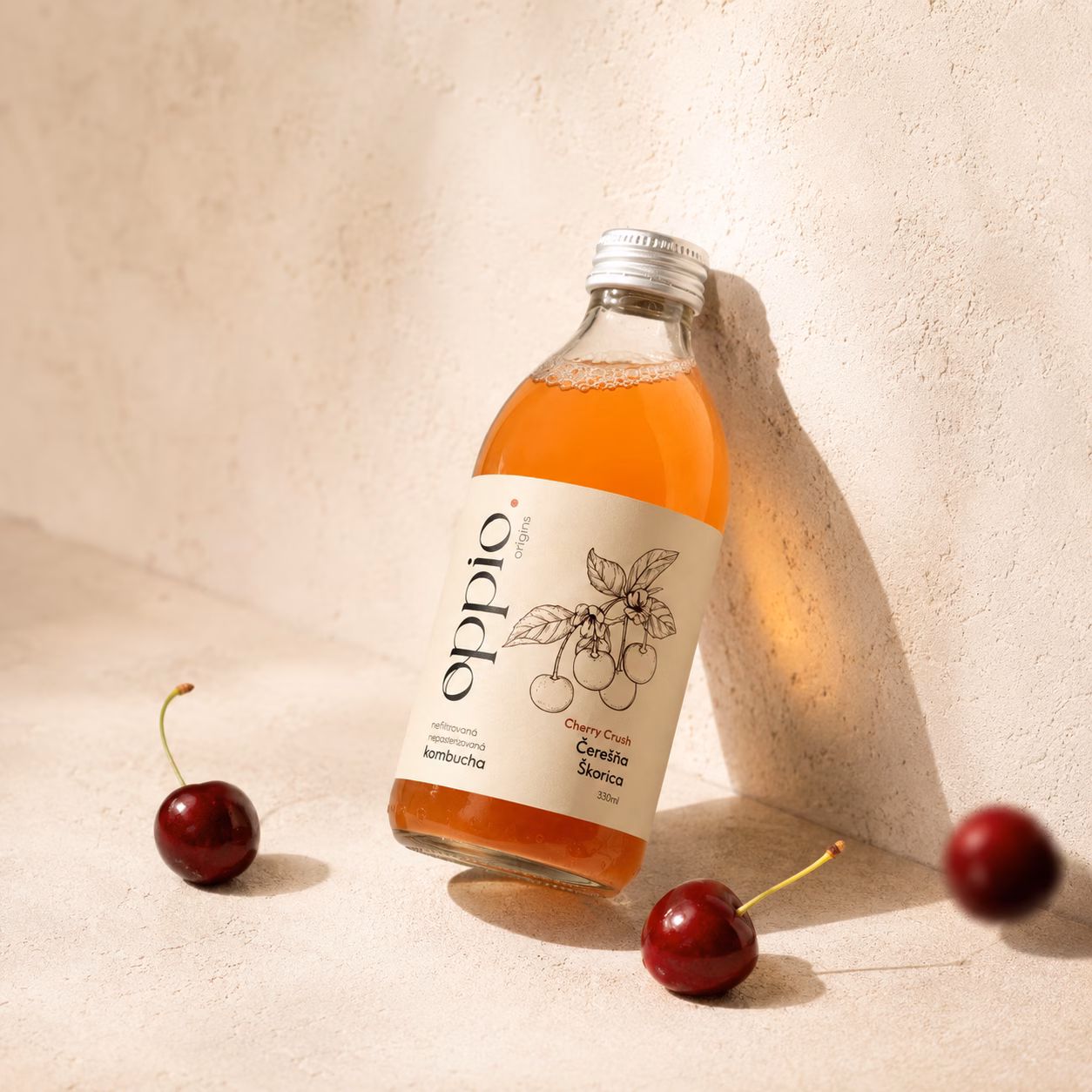 Kombucha oppio. Třešeň a skořice